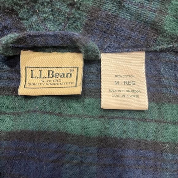 L.L. Bean Green Plaid Women's robe - Picture 4 of 4